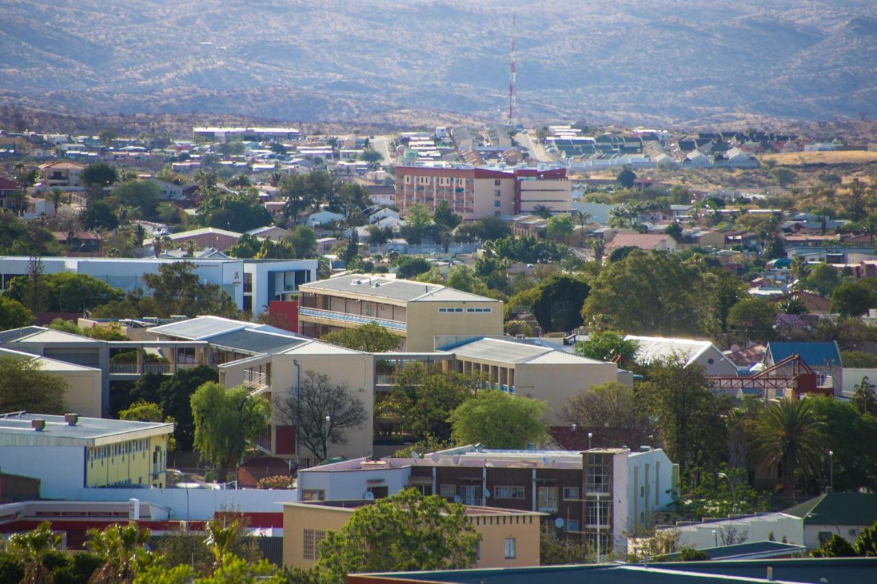 John-Lou'S One-Bedroom Apartment Windhoek Extérieur photo